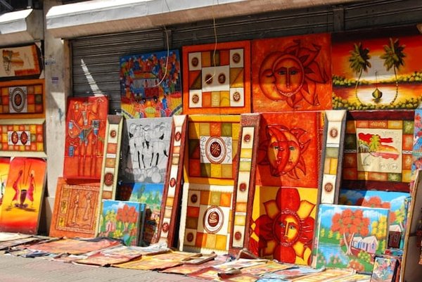 Conseils pour les Collectionneurs d'Art Passionnés : Bâtir une Collection qui Respire l'Excellence
